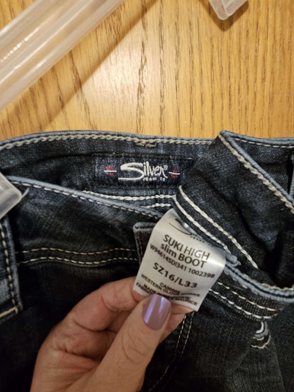 Silver Jeans Women's Straight-Leg Dark Wash Jeans - Picture 2 of 3